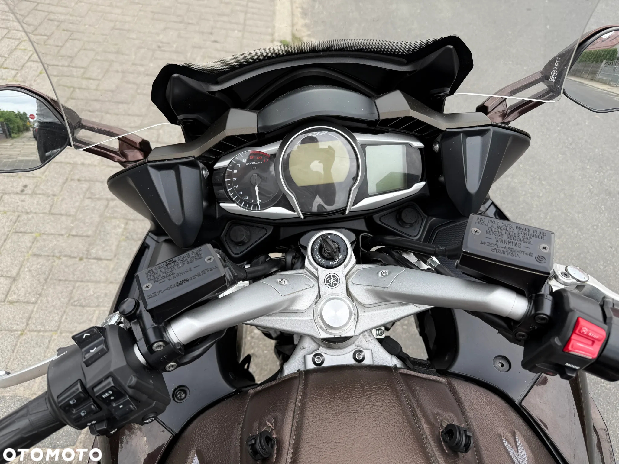 Yamaha FJR - 12