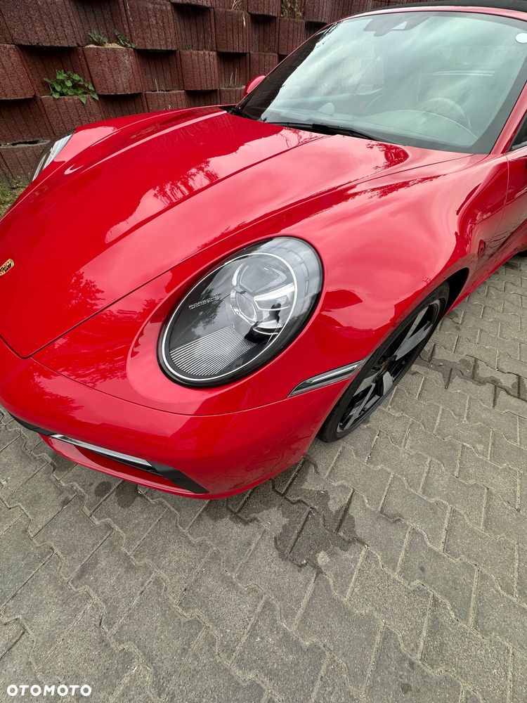 Porsche 911 Carrera 4S - 10