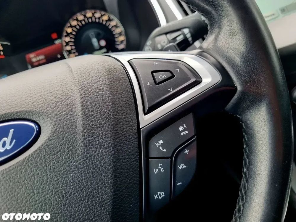 Ford S-Max 2.0 TDCi Titanium PowerShift - 17