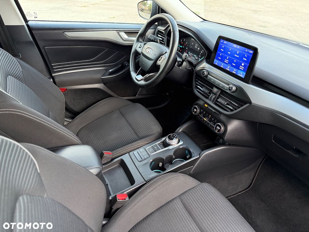 Ford Focus 1.5 EcoBlue Start-Stopp-System TITANIUM - 5