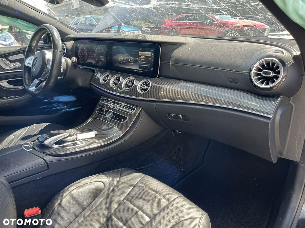 Mercedes-Benz CLS - 16