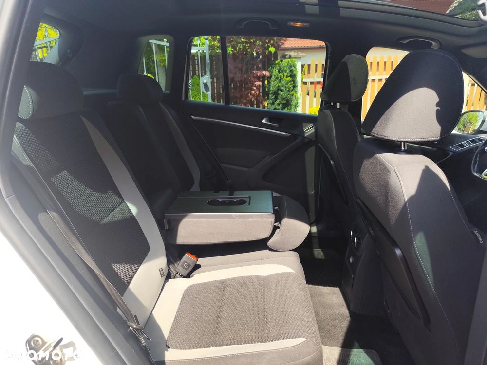 Volkswagen Tiguan - 13