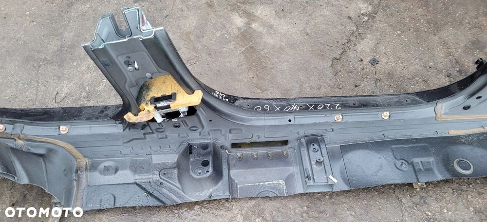 PRÓG CIĘTY LEWY BMW X1 E84 668 SCHWARZ II C48 - 7