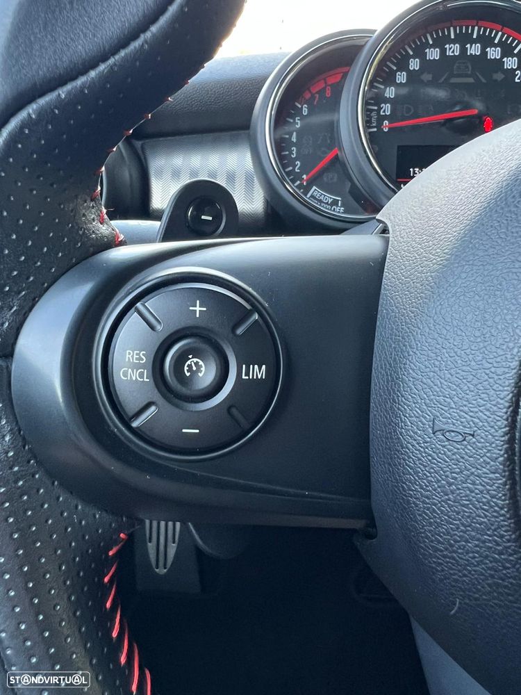 MINI Cabrio John Cooper Works Aut. - 11