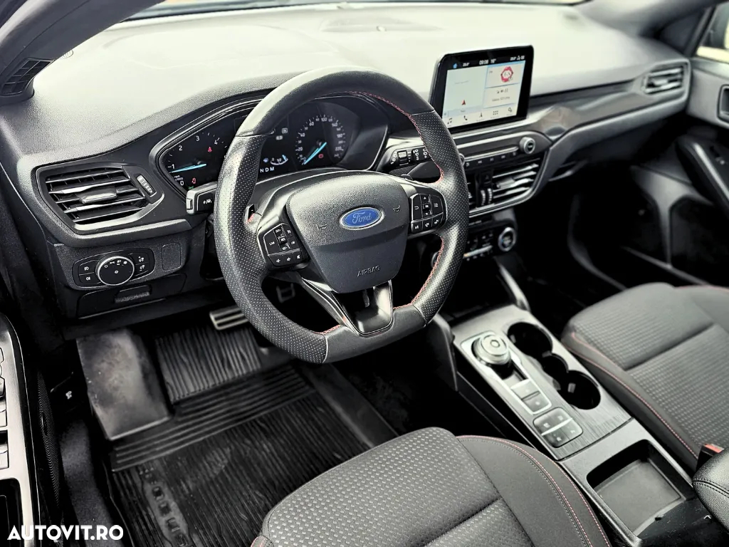 Ford Focus Turnier 1.5 EcoBlue Start-Stopp-System Aut. ST-LINE - 5