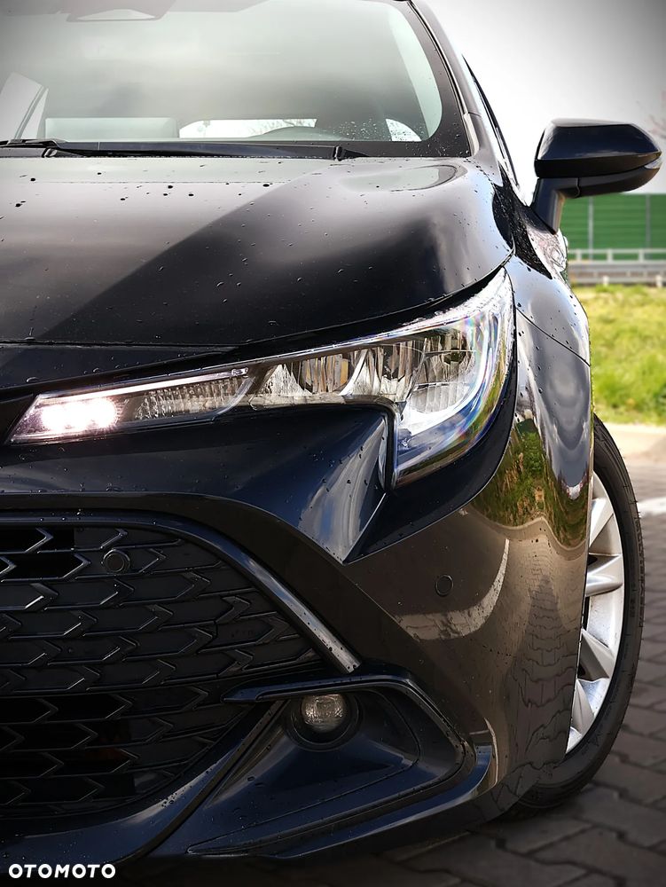 Toyota Corolla 1.8 Hybrid Active - 6