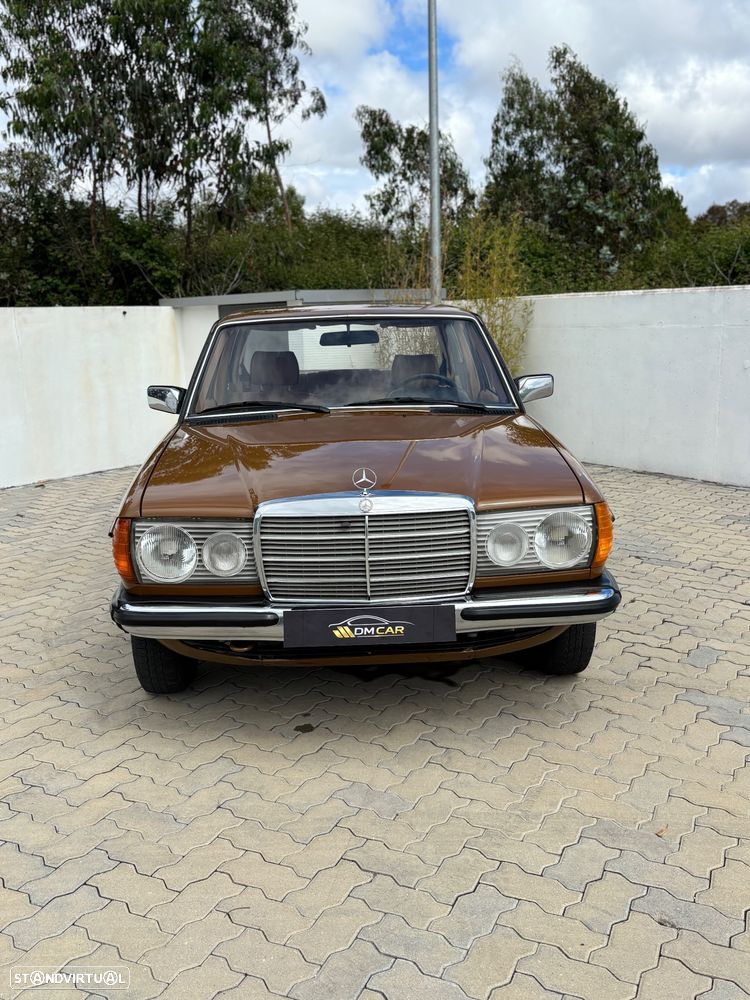 Mercedes-Benz W123 (1976-1986) - 1