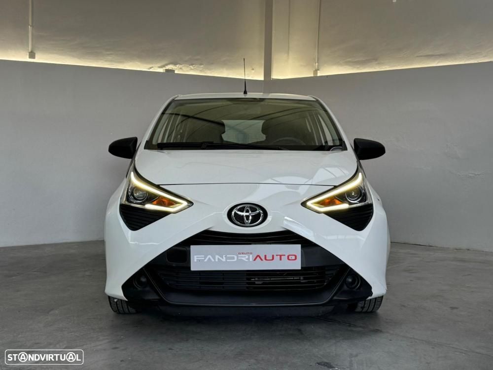 Toyota Aygo x-business - 8