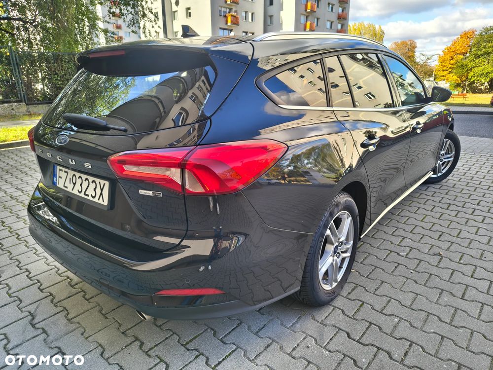 Ford Focus 1.0 EcoBoost mHEV Connected - 3