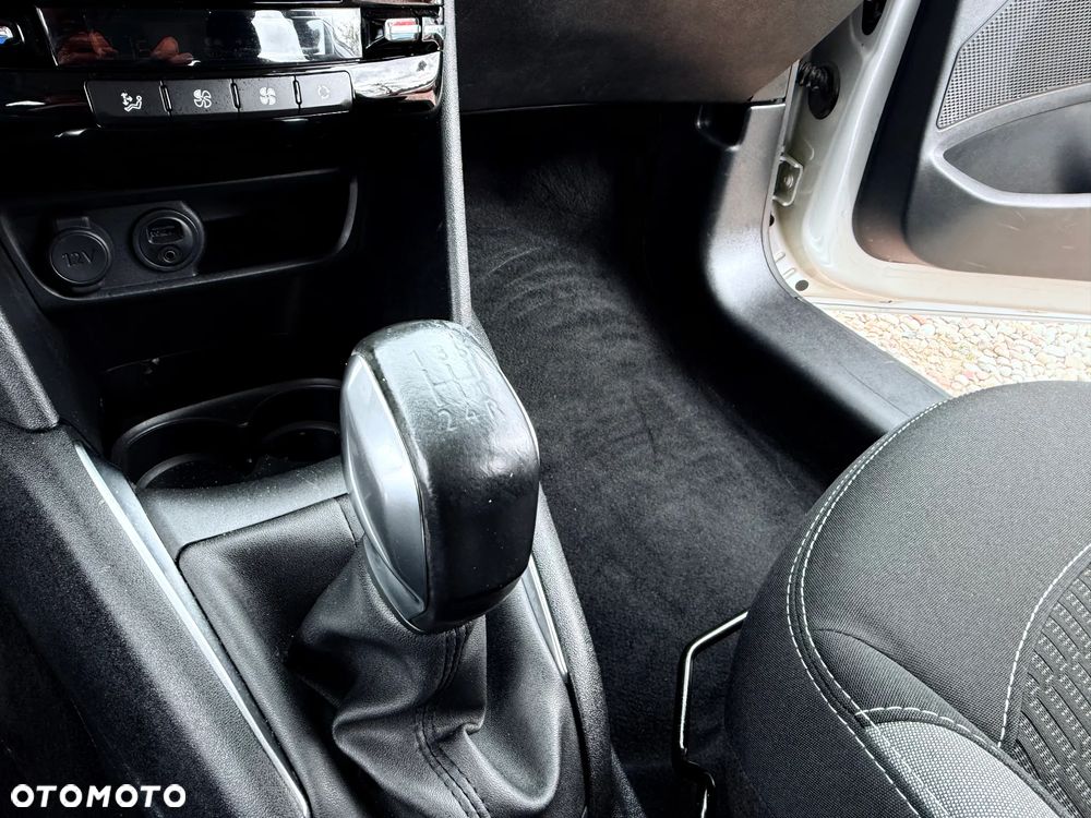 Peugeot 208 PureTech 82 Start & Stop Allure - 23