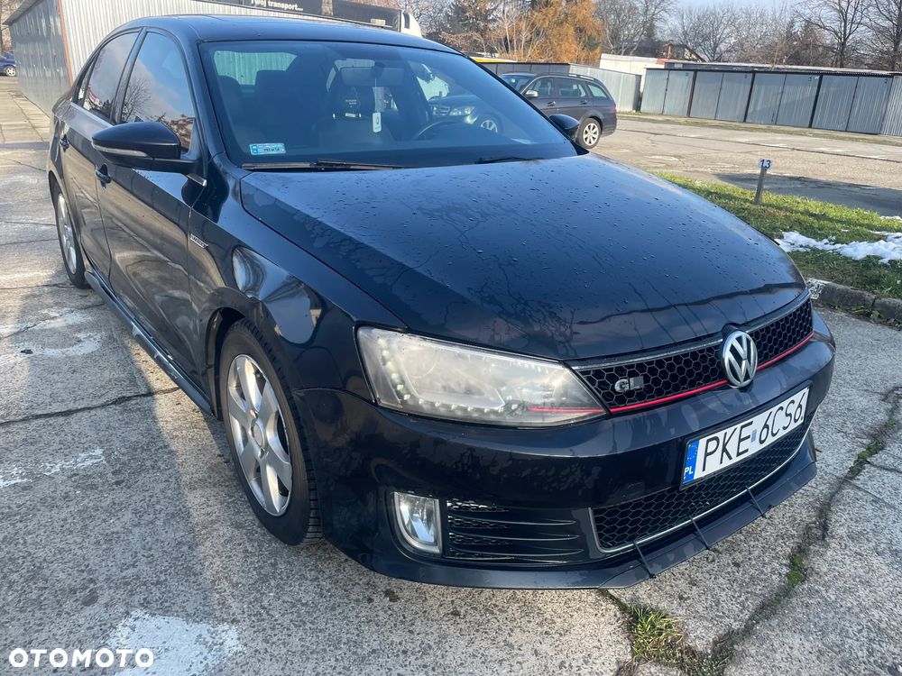 Volkswagen Jetta 2.0 Turbo FSI DSG Sportline - 2