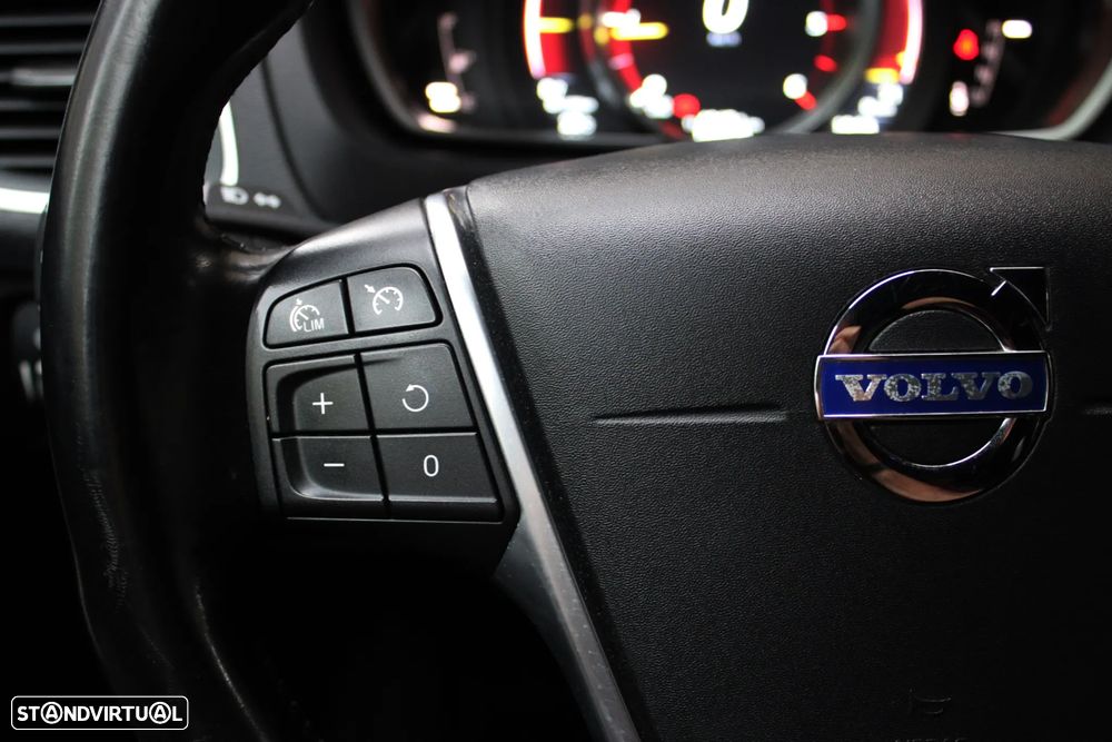 Volvo V40 D2 Powershift Ocean Race - 36