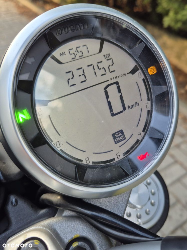 Ducati Scrambler - 10