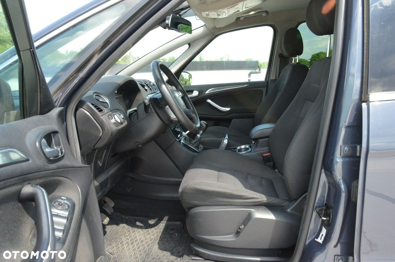 Ford S-Max - 29