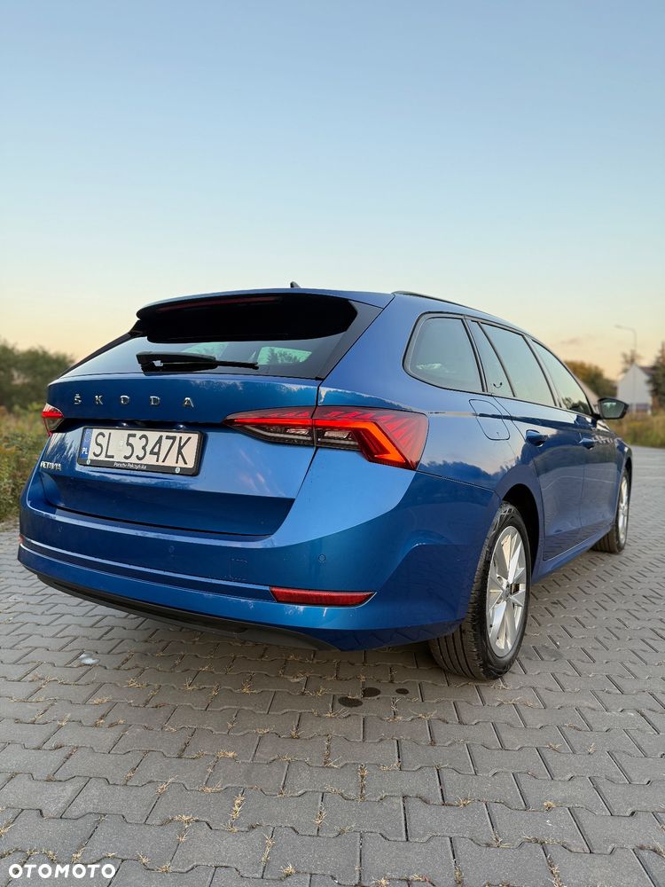 Skoda Octavia 2.0 TDI Ambition DSG - 4