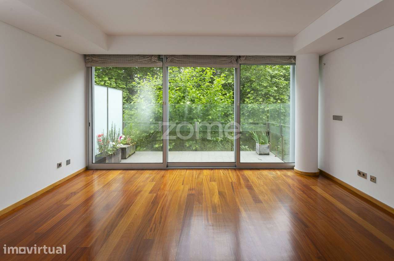 Apartamento T4 para arrendar na Avenida do Parque - PORTO - Grande imagem: 2/44