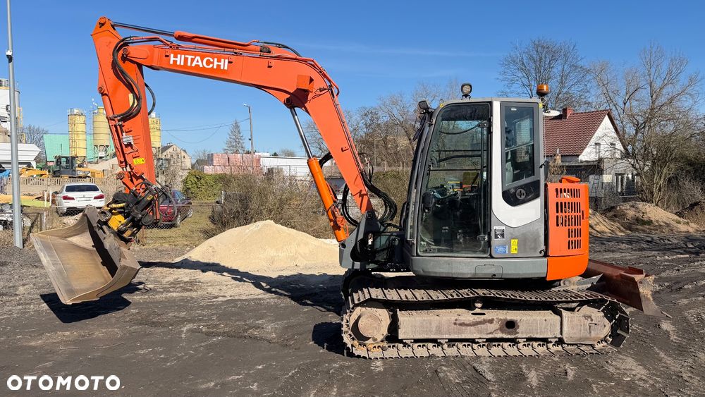 Hitachi ZX-85 USB LC - 29
