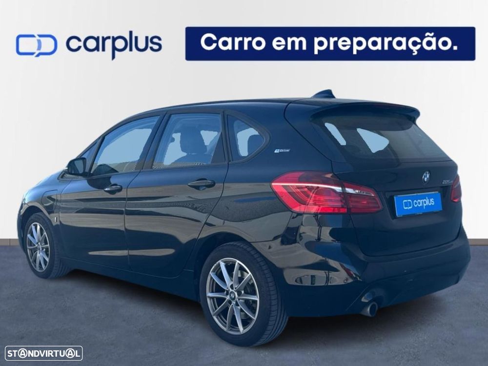 BMW 225xe Active Tourer - 2
