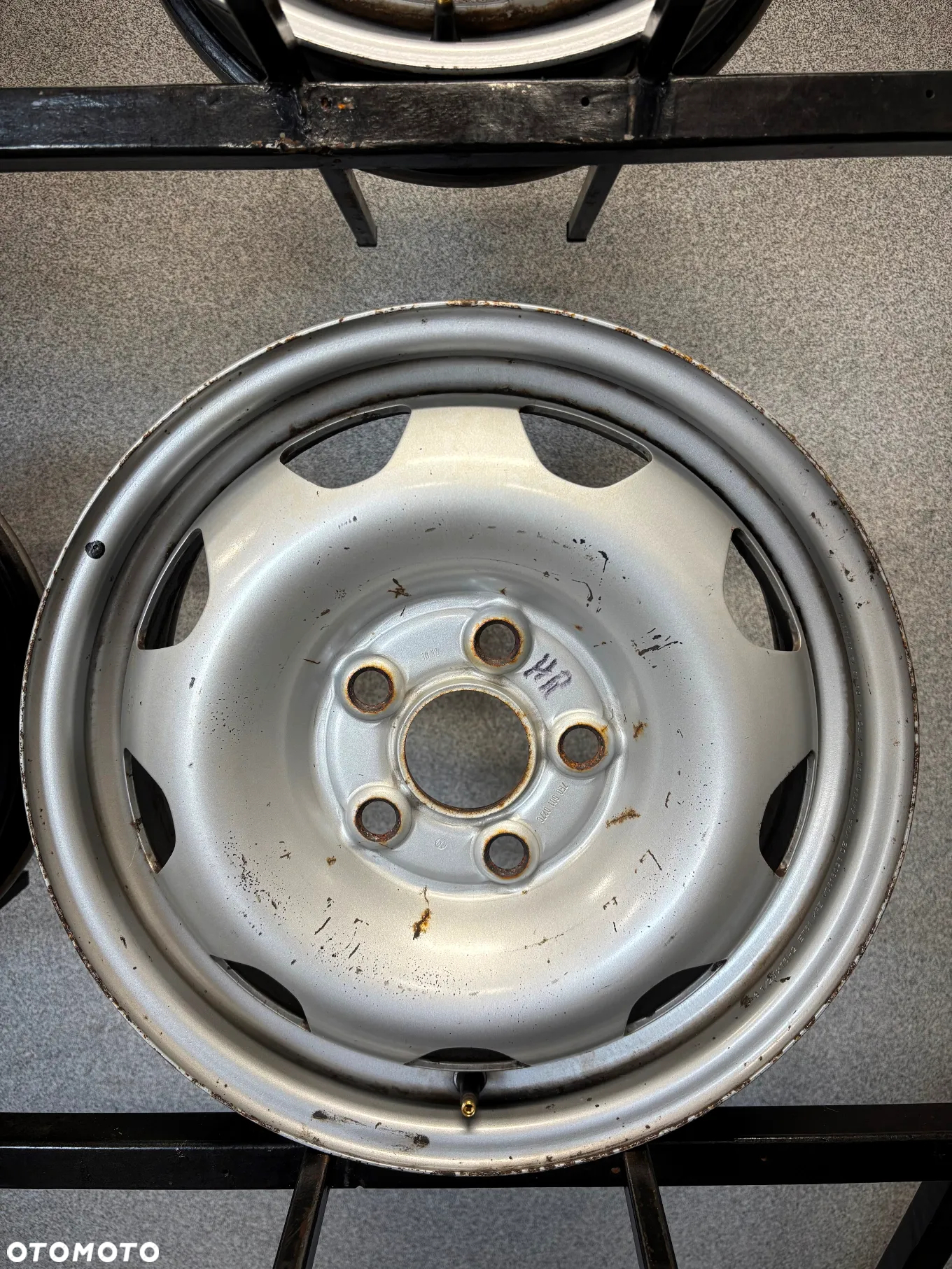 4 FELGI STAL. VW TRANSPORTER T5 , T6 , MULTIVAN , CARAVELLE  16'' 6,5J  ET51 - 5