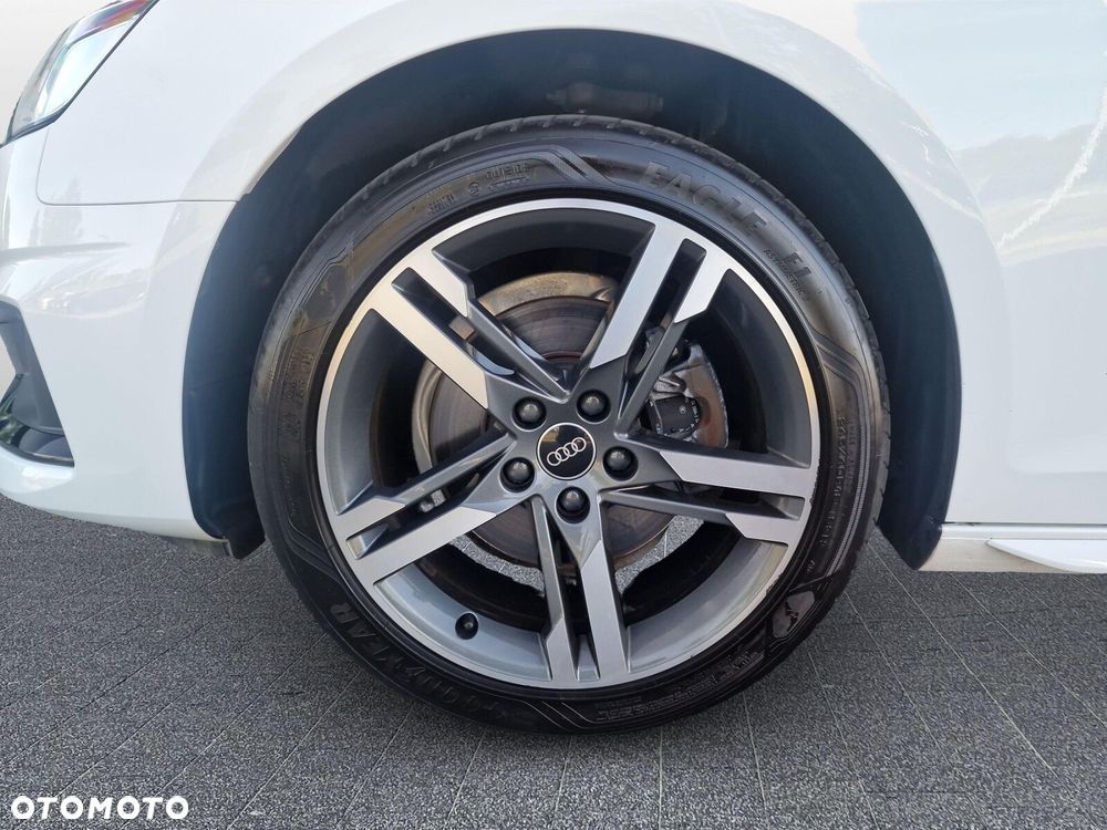 Audi A4 Limousine 35 TFSI mHEV Advanced S tronic - 17