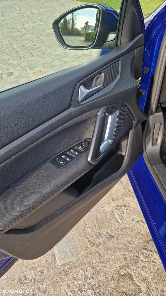 Peugeot 308 1.2 PureTech Allure S&S - 8