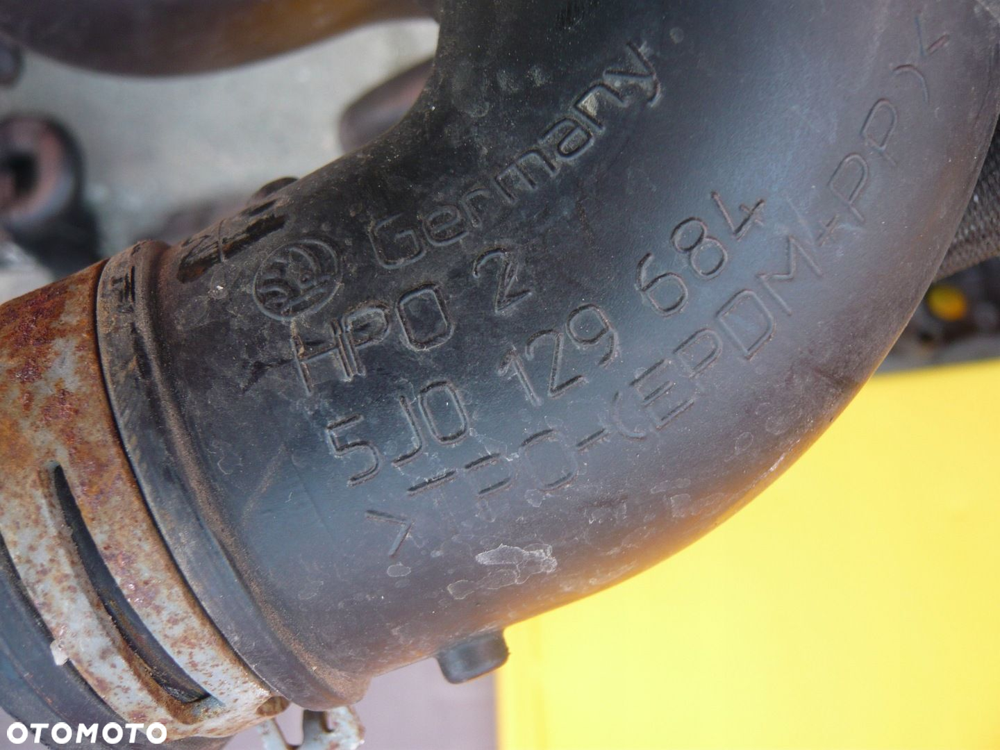 Podstawa obudowa filtra powietrza 5J0129684 Skoda Fabia II - 2