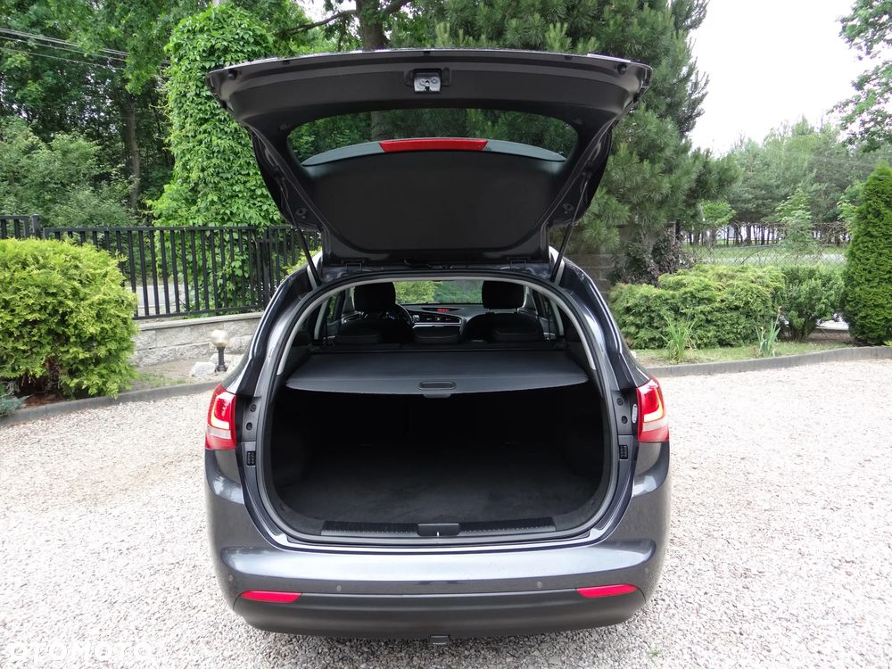 Kia Ceed 1.4 CVVT Dream Team Edition - 17