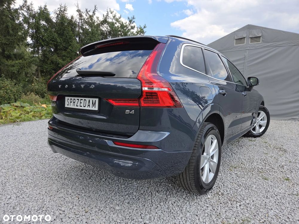 Volvo XC 60 B4 D Geartronic Momentum Pro - 27