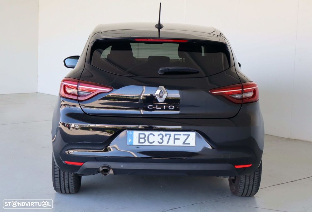 Renault Clio - 7