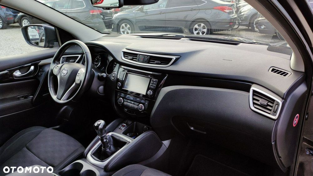 Nissan Qashqai - 24