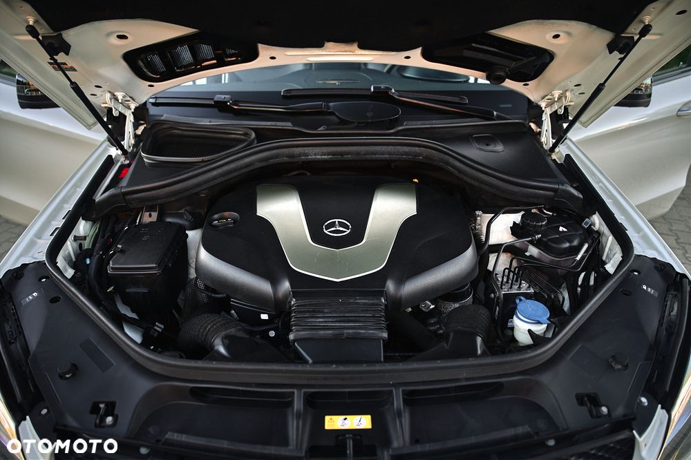 Mercedes-Benz GLE - 15