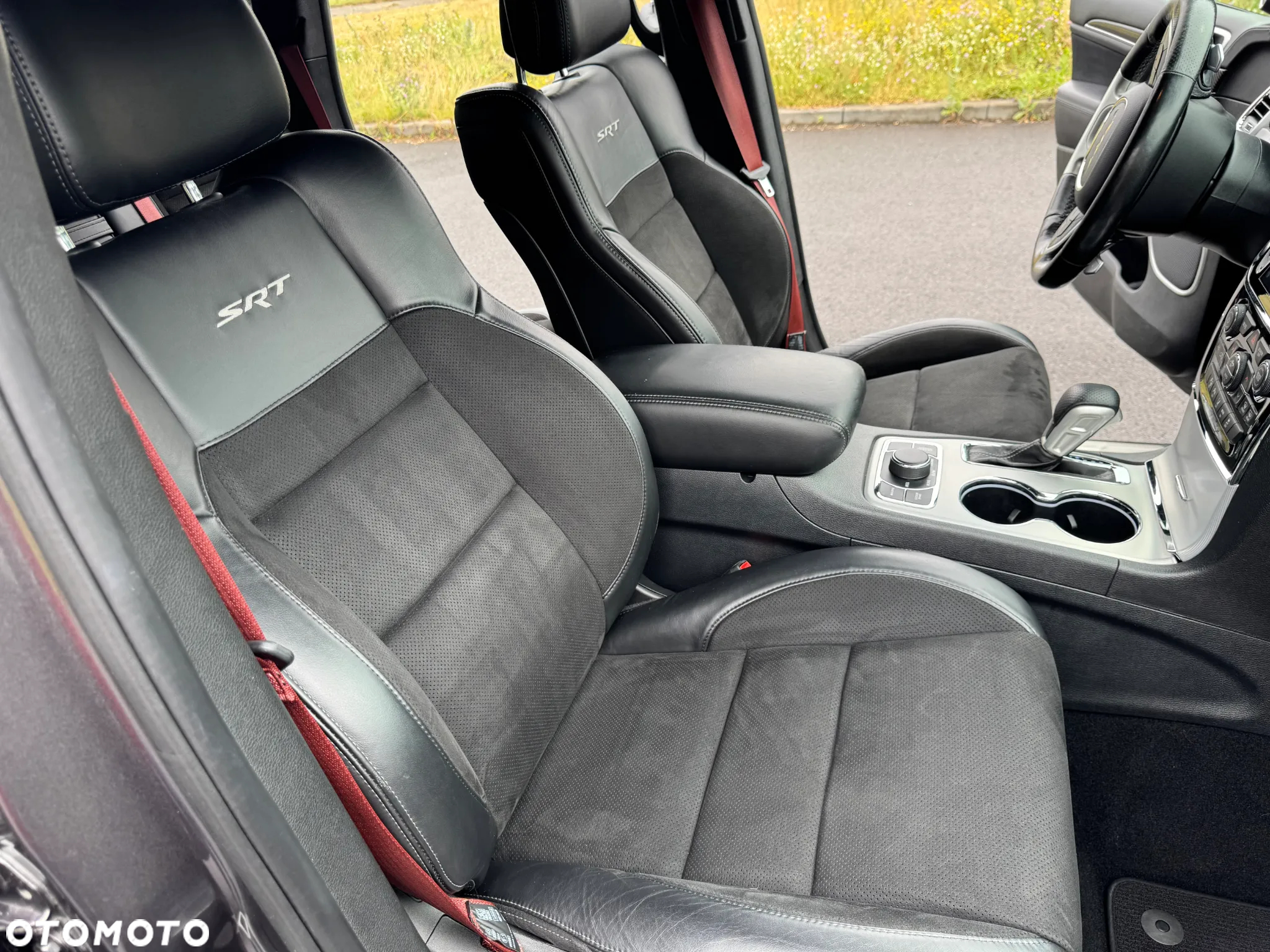 Jeep Grand Cherokee 6.4 V8 SRT8 - 11