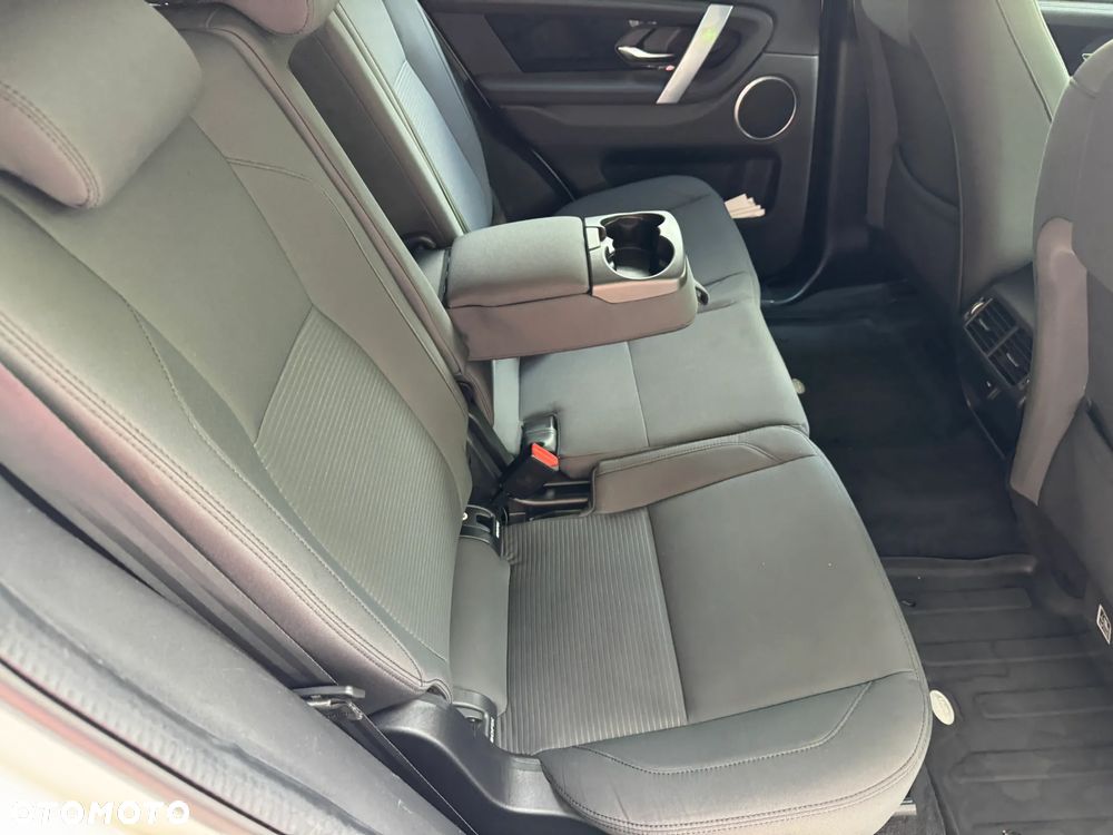 Land Rover Discovery Sport - 16