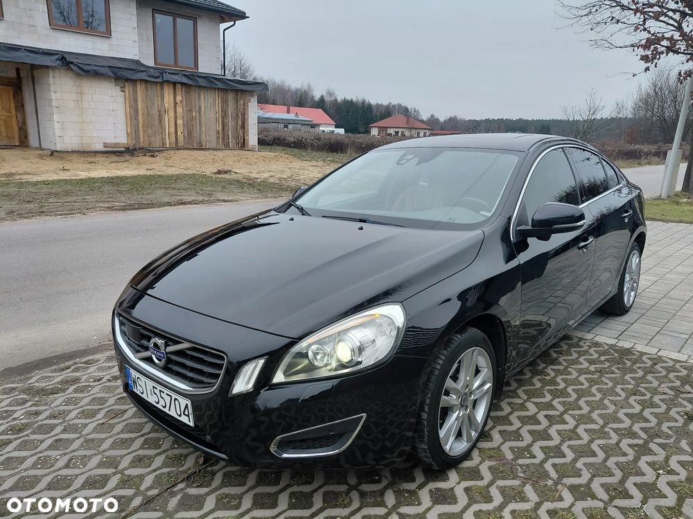 Volvo S60 D3 Geartronic Momentum - 1