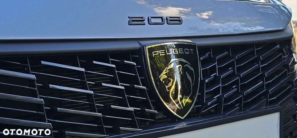 Peugeot 208 - 12