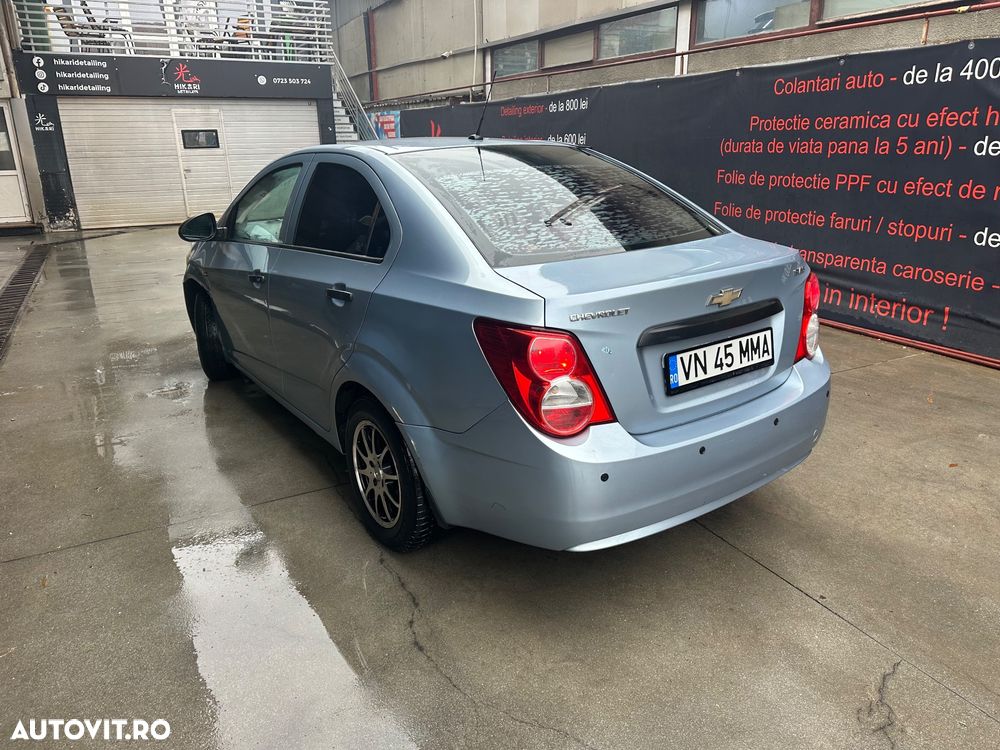 Chevrolet Aveo 1.2 DOHC 86 CP MT5 LS - 4
