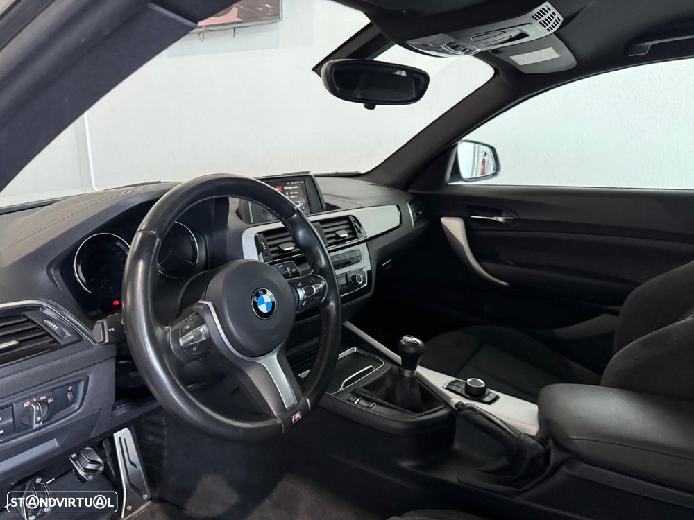BMW 118 i Pack M - 11