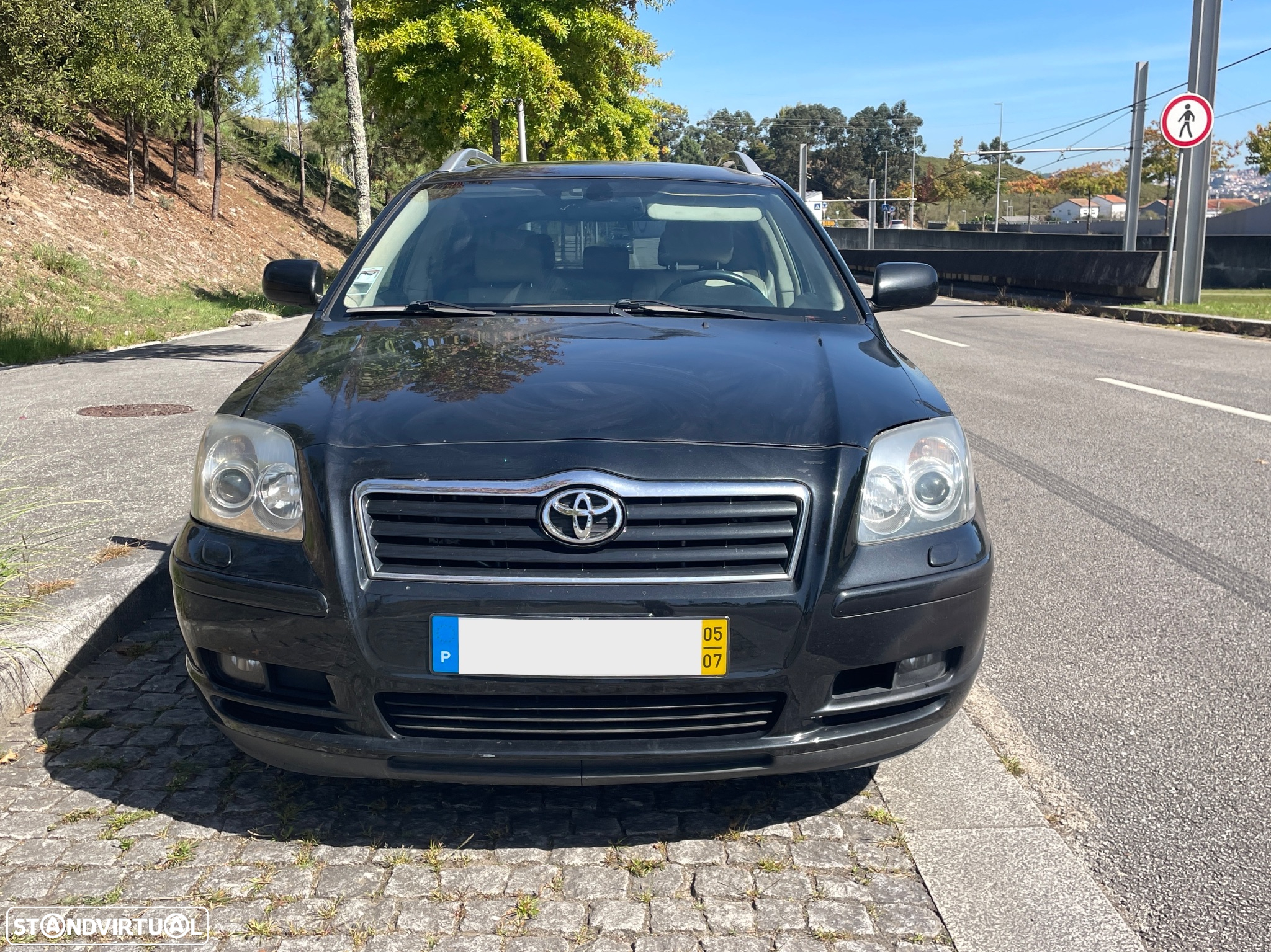Toyota Avensis SW 2.0 D-4D Sol - 4
