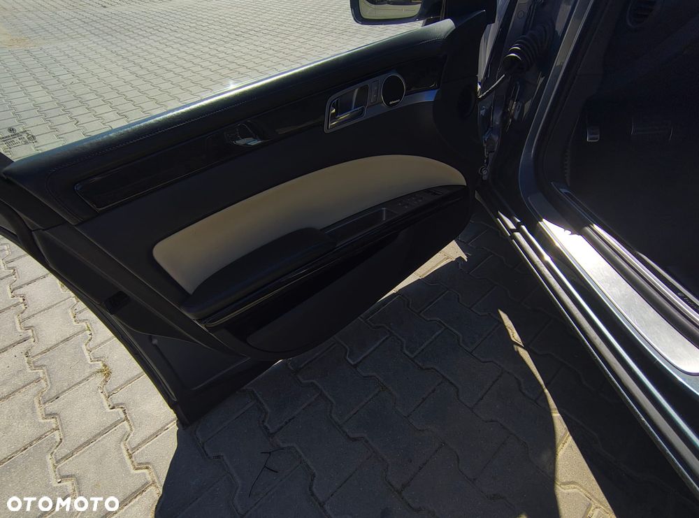 Volkswagen Phaeton 4.2 V8 4MOTION langer Radstand Automatik (5 Sitzer) - 23