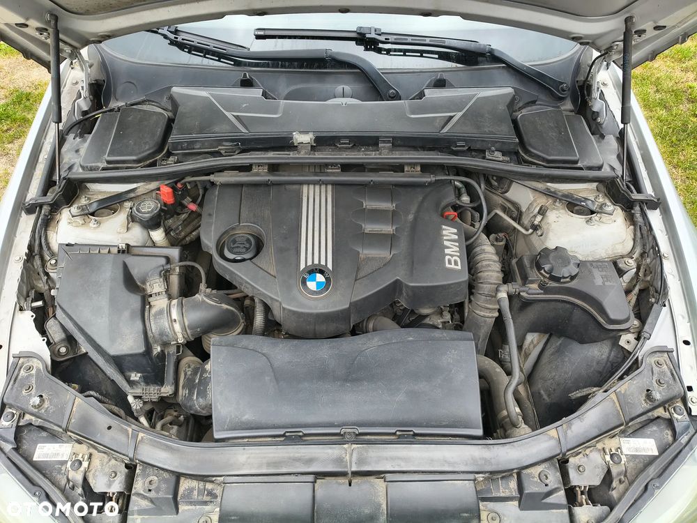 BMW Seria 3 318d - 12