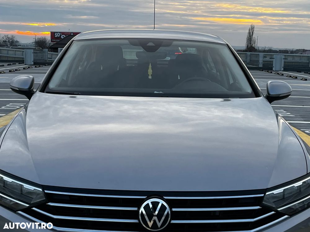 Volkswagen Passat - 10