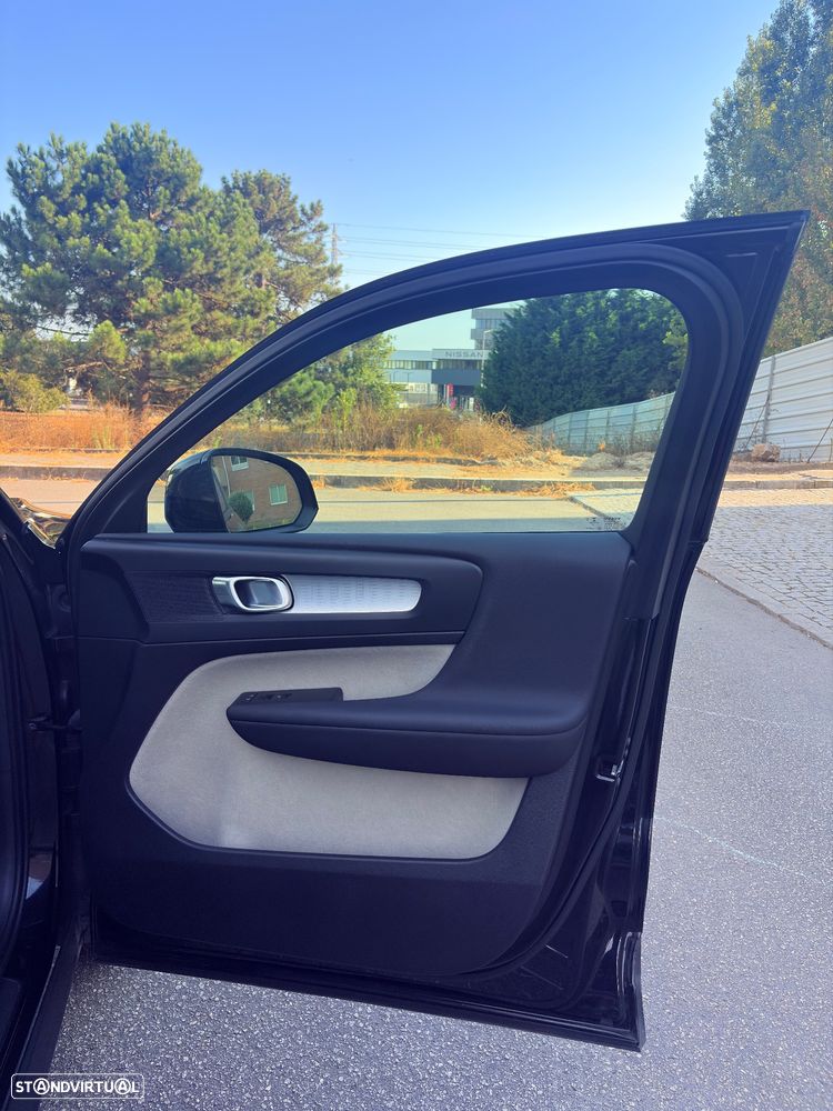 Volvo XC 40 2.0 D3 Momentum Plus Geartronic - 8
