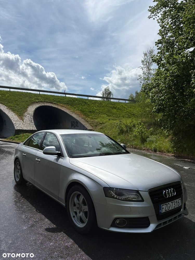 Audi A4 Limousine - 2