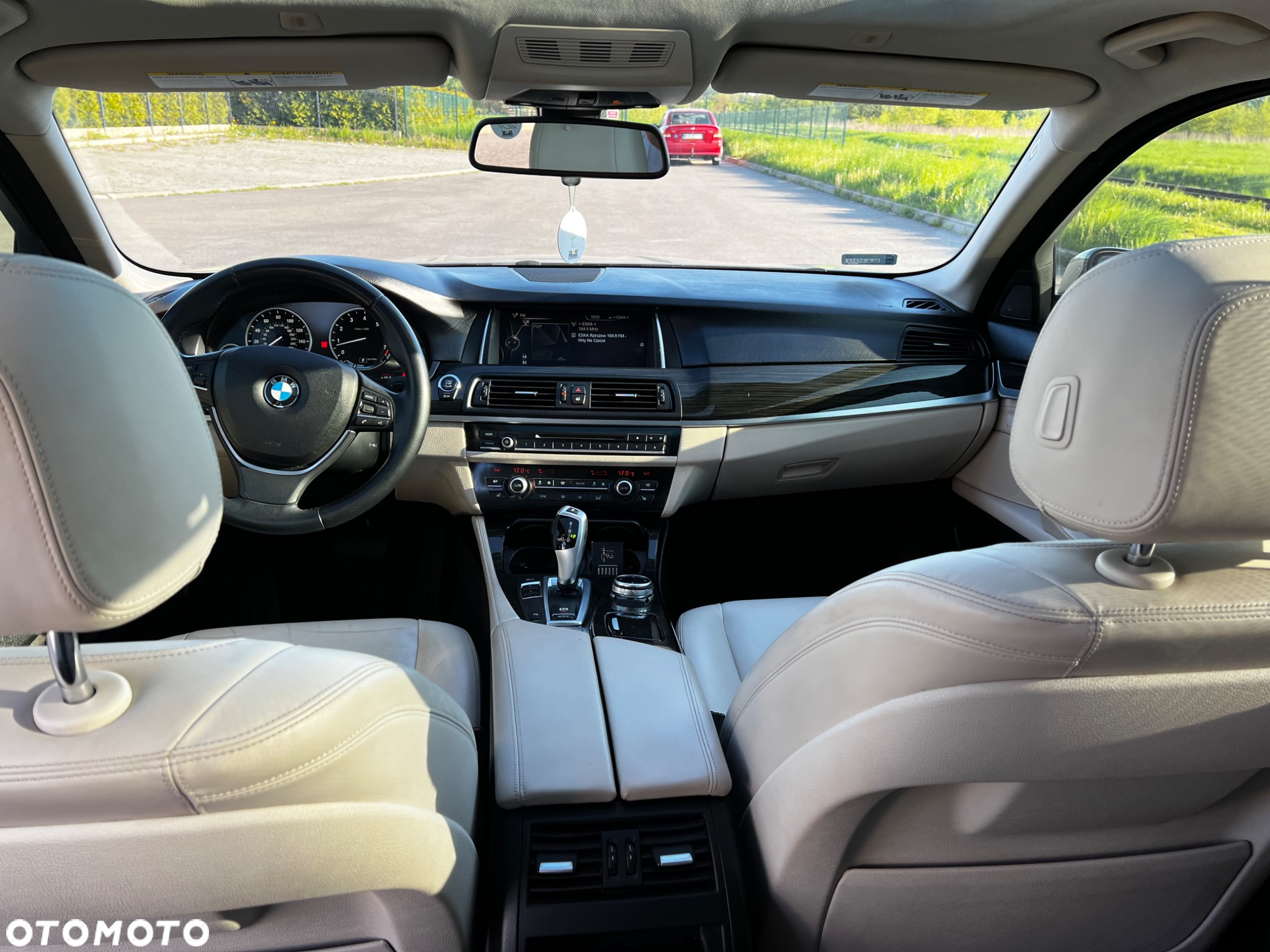 BMW Seria 5 535i xDrive Luxury Line - 12