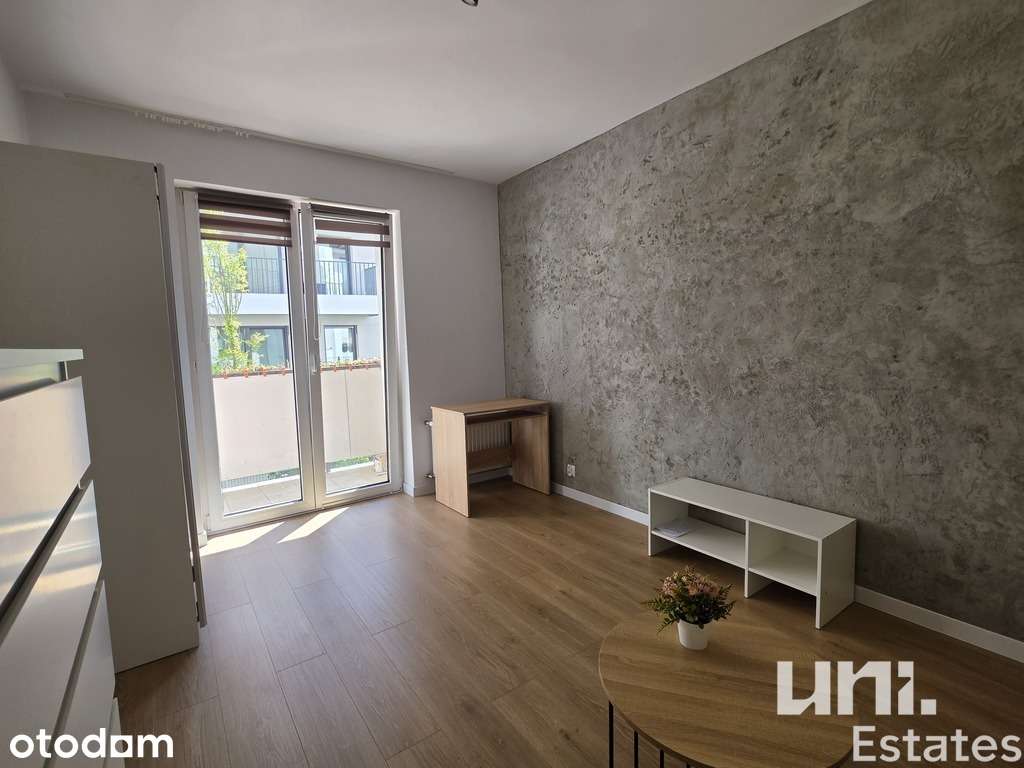 Nowoczesna kawalerka z balkonem