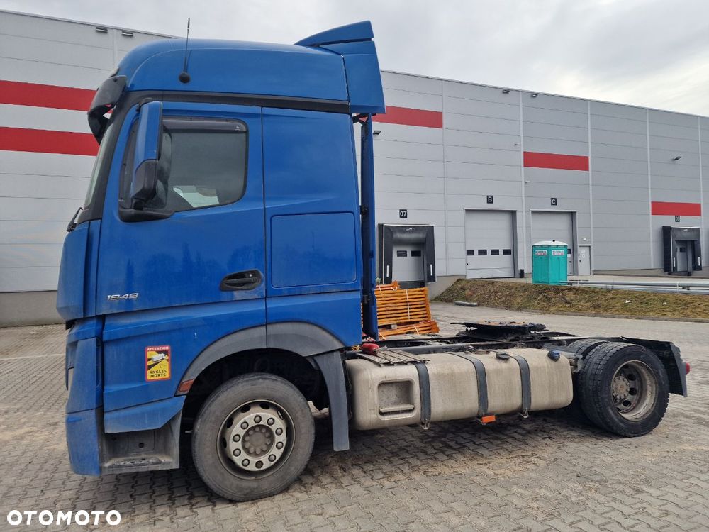 Mercedes-Benz actros - 4