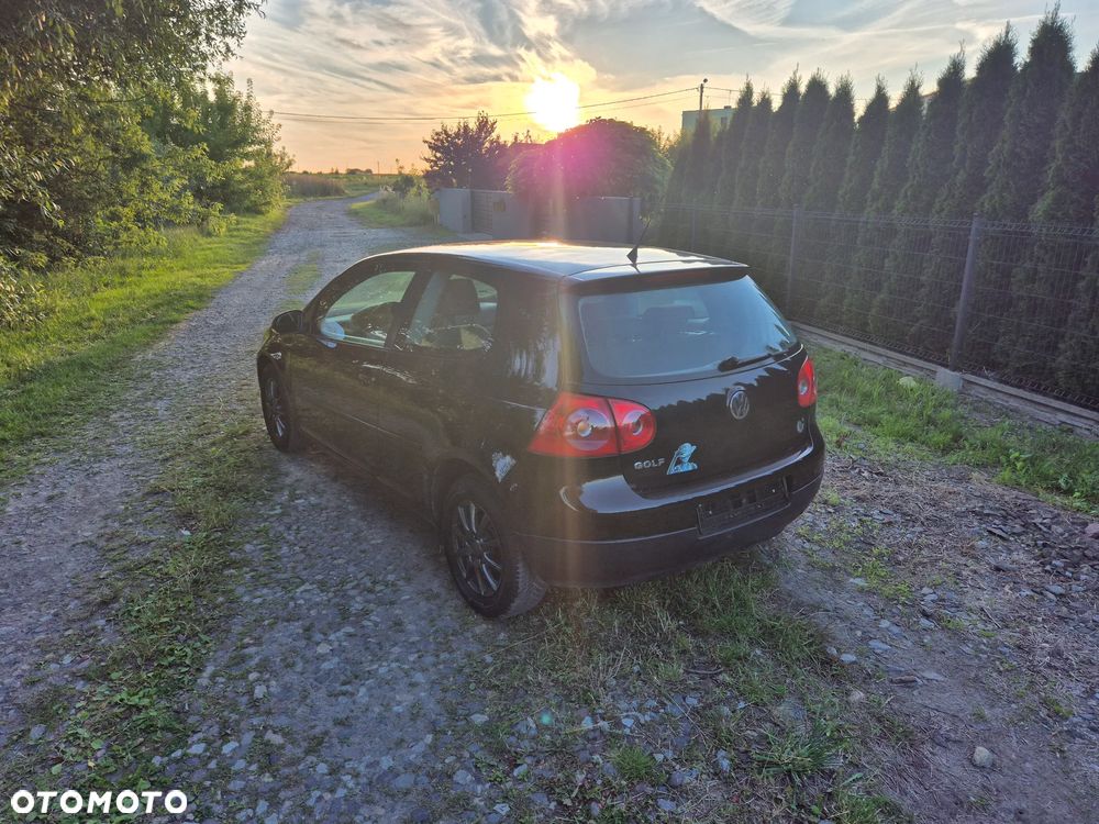 Volkswagen Golf 1.4 Edition - 19
