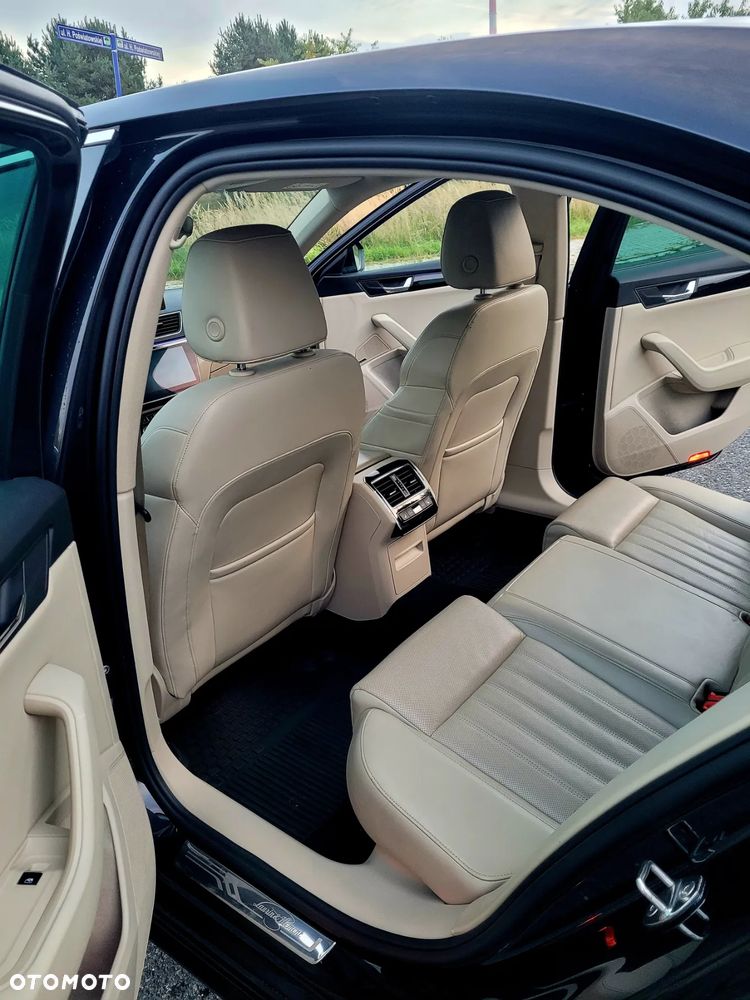 Skoda Superb 2.0 TSI L&K DSG - 17