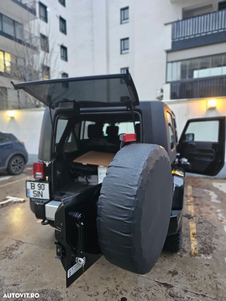 Jeep Wrangler - 15