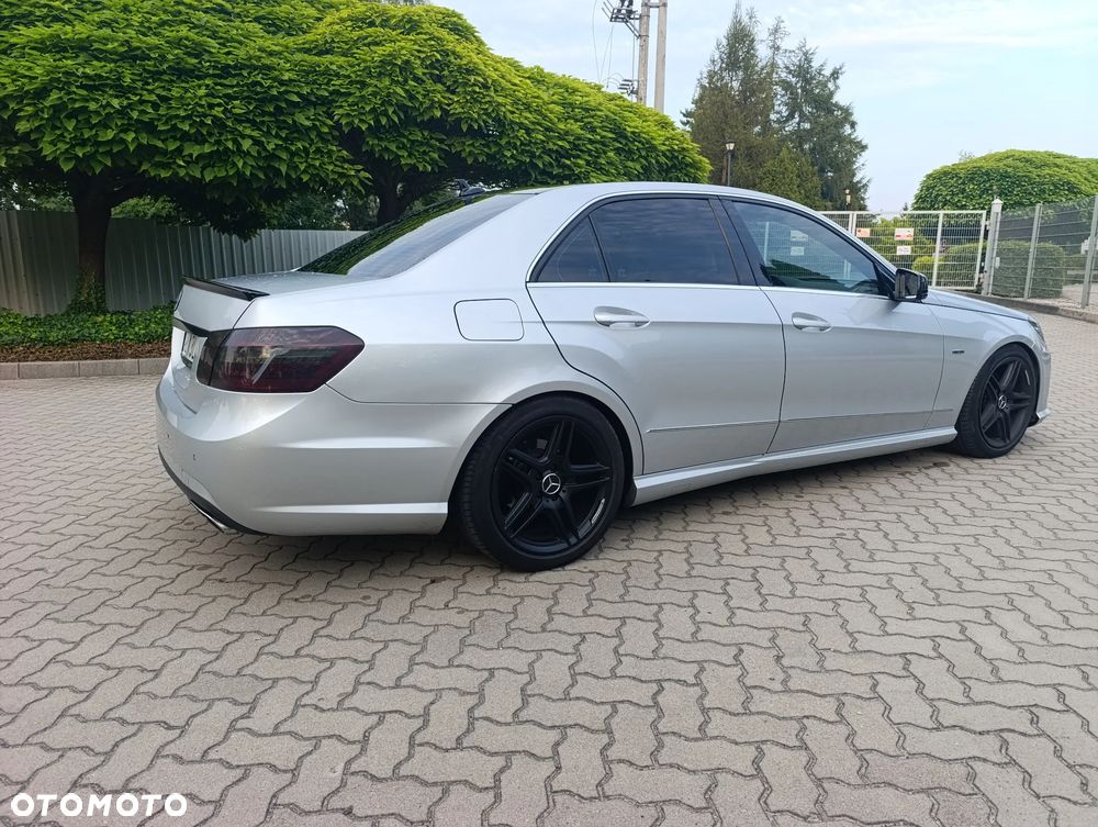 Mercedes-Benz Klasa E - 7